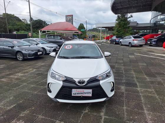 TOYOTA YARIS 1.5 16V FLEX SEDAN XS MULTIDRIVE